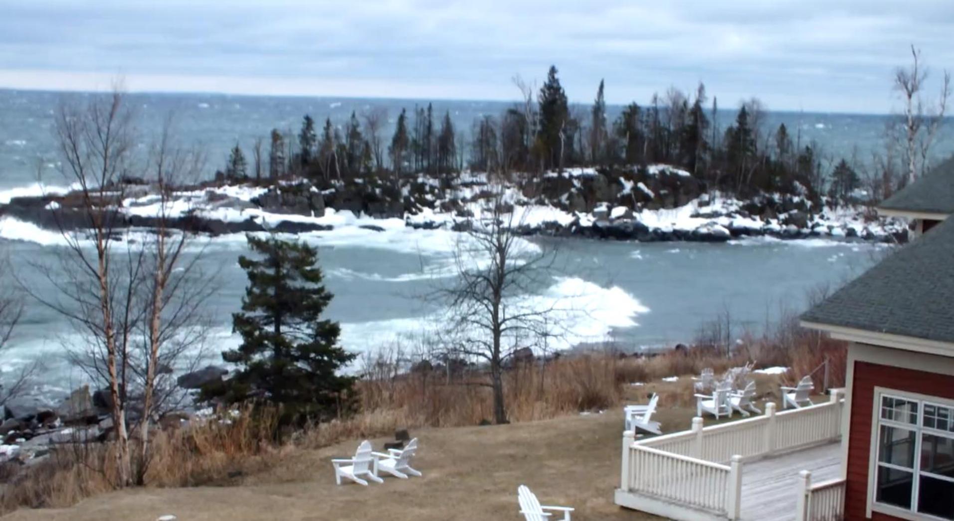 Cove Point Lodge Beaver Bay Exterior photo